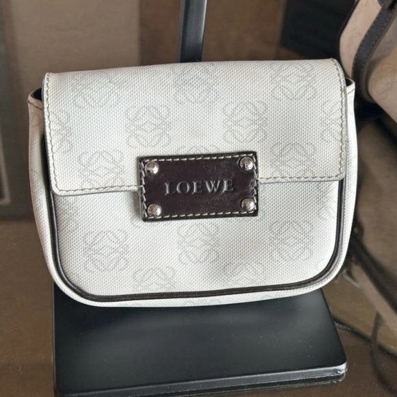 LOEWE Anagram Canvas Satchel with Removable Belt & Crossbody Pouch – Authentic - Picture 11 of 16